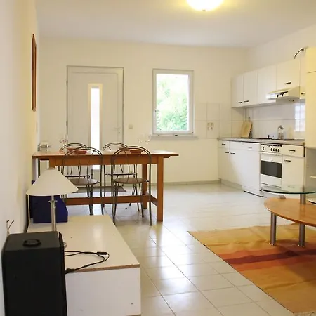 Apartment Stahleckstrasse *